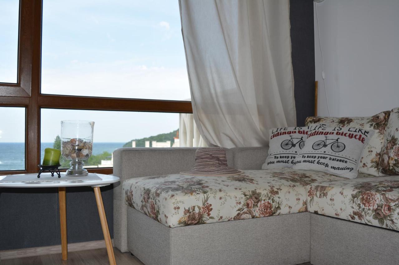 East From Paradise Apartment Varna Bagian luar foto