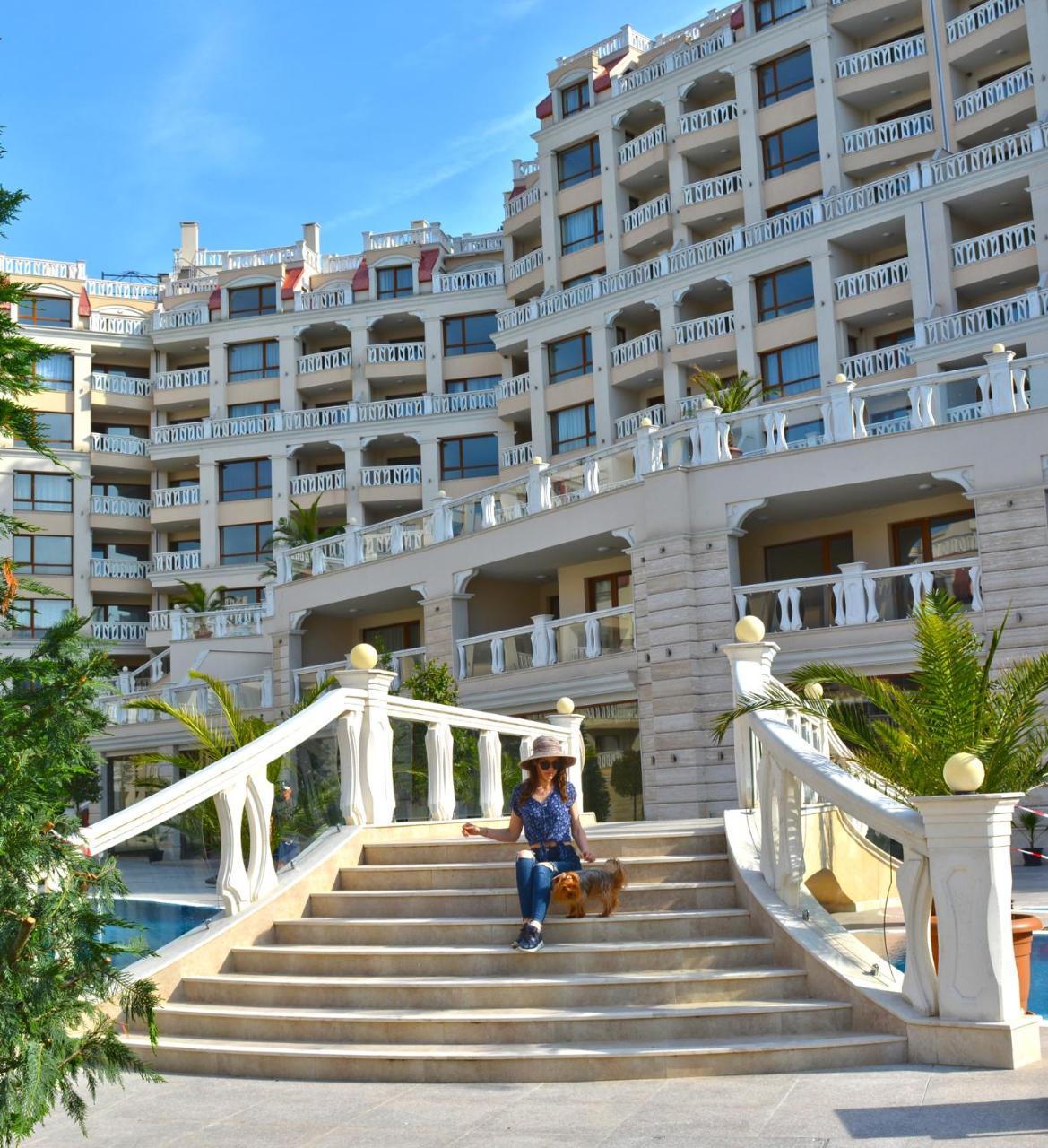 East From Paradise Apartment Varna Bagian luar foto