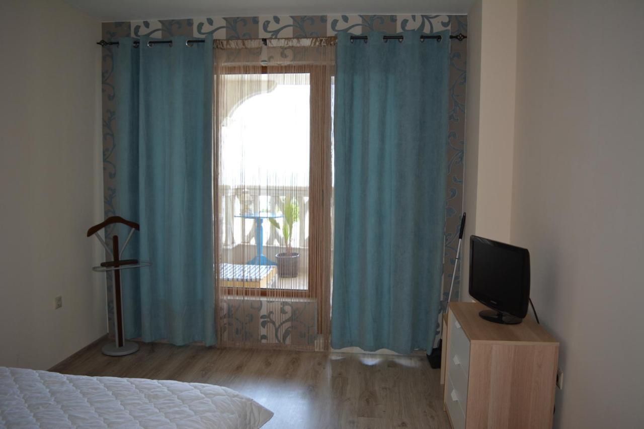 East From Paradise Apartment Varna Bagian luar foto